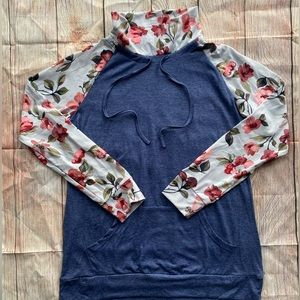 *BRAND NEW* Mock Turtle Neck Pullover